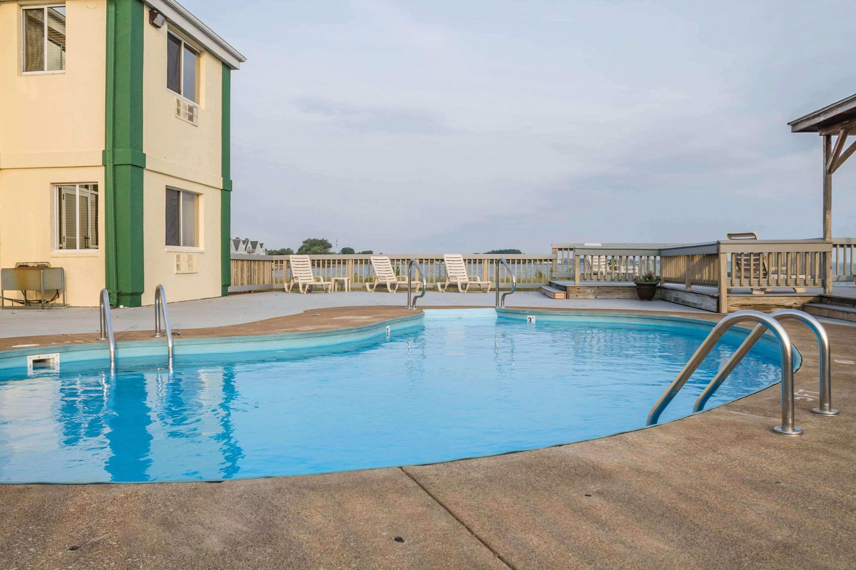 Quality Inn Port Clinton Exteriör bild